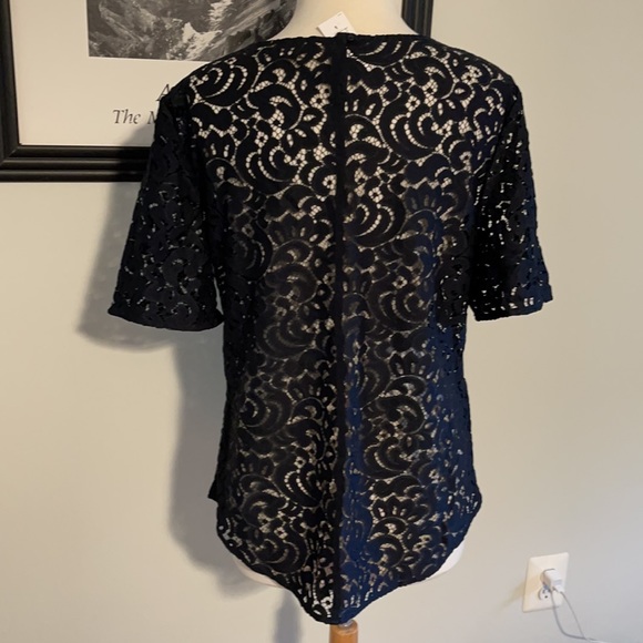 Blouse - Picture 2 of 3